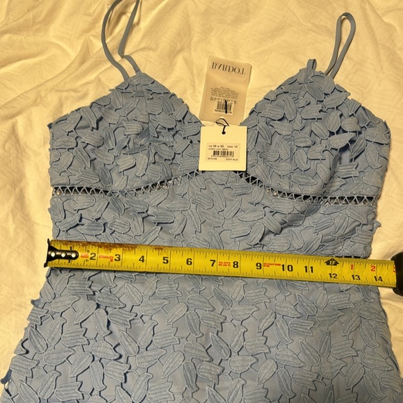 Bardot Australia AGNES LACE DRESS IN DUSTY BLUE Size 6/S $136 - Picture 7 of 9